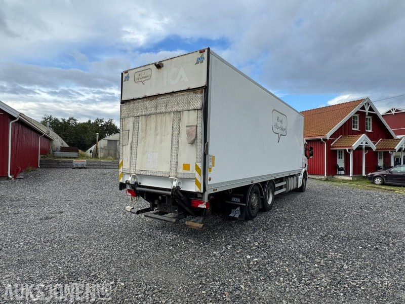 2006 Scania P380 skapbil - Kravas automašīna ar slēgto virsbūvi: foto 4 2006 Scania P380 skapbil - Kravas automašīna ar slēgto virsbūvi: foto 4