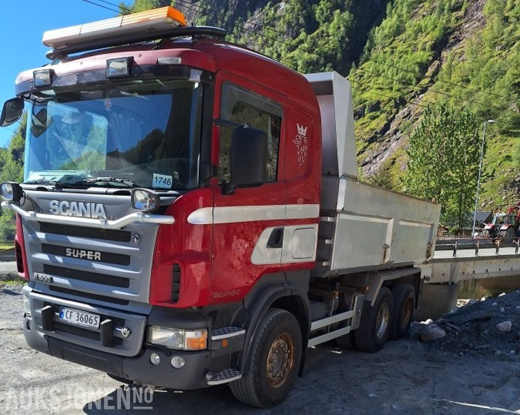 2006 Scania R500 brøyterigget tippbil - tandem - Kravas automašīna pašizgāzējs: foto 1 2006 Scania R500 brøyterigget tippbil - tandem - Kravas automašīna pašizgāzējs: foto 1