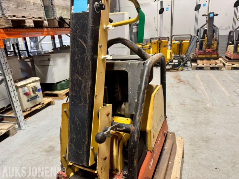 Celtniecības maisītājs 2007 Dynapac LG500 Vibroplate: foto 7