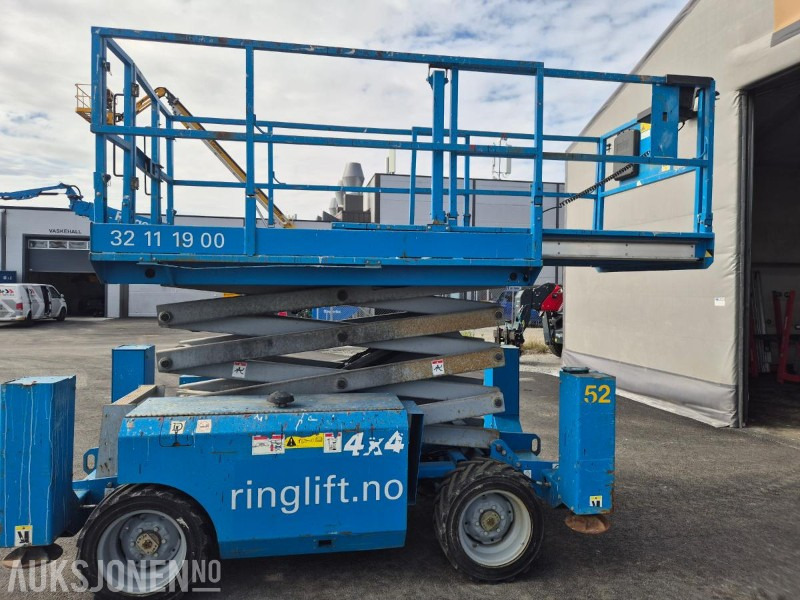2007 Genie GS-2668 RT, Dieseldrevet sakselift, 4x4, sert til 04/2026 - Pacēlājs: foto 2 2007 Genie GS-2668 RT, Dieseldrevet sakselift, 4x4, sert til 04/2026 - Pacēlājs: foto 2