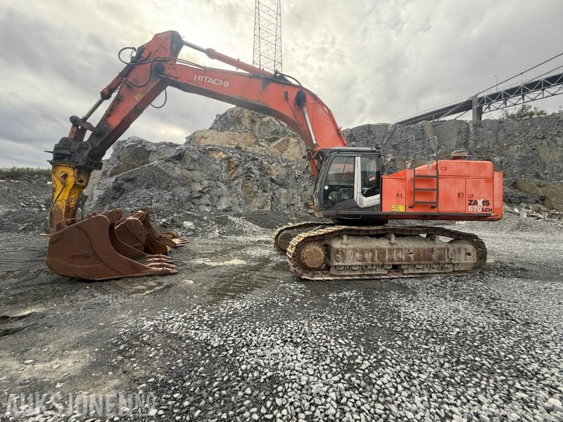 2007 Hitachi ZX670LCH-3 - GRAVEMASKIN - Ekskavators: foto 1 2007 Hitachi ZX670LCH-3 - GRAVEMASKIN - Ekskavators: foto 1