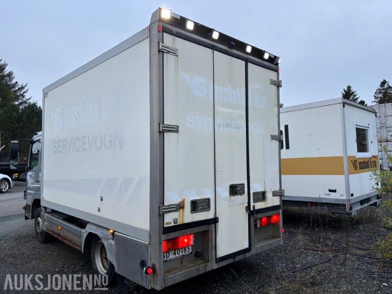 2007 Mercedes-Benz Servicebil Med Palfinger kran og Diesel generator. - Kravas automašīna ar slēgto virsbūvi: foto 4 2007 Mercedes-Benz Servicebil Med Palfinger kran og Diesel generator. - Kravas automašīna ar slēgto virsbūvi: foto 4