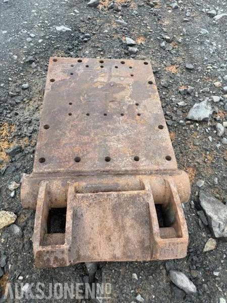 Ekskavators 2008 Hitachi ZX670LCH-3 - Gravemaskin med hevbar hytte: foto 14