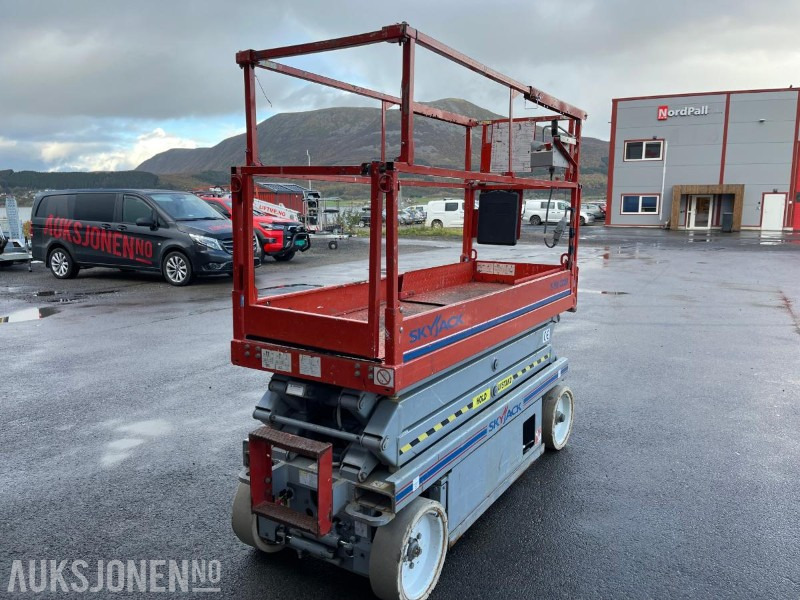 2008 SkyJack SJIII 3220 Sakselift, 208 timer - Pacēlājs: foto 1 2008 SkyJack SJIII 3220 Sakselift, 208 timer - Pacēlājs: foto 1