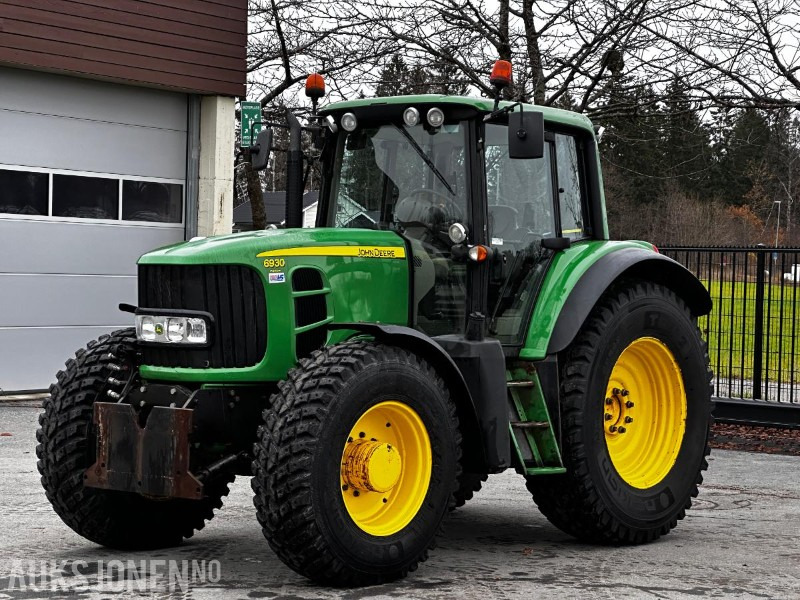 2009 John Deere 6930 Premium traktor - Traktors: foto 1 2009 John Deere 6930 Premium traktor - Traktors: foto 1