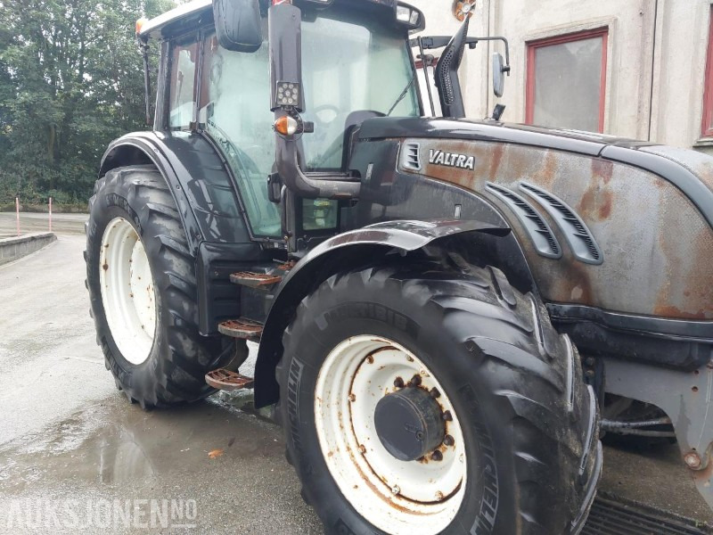 2009 Valtra T202 Versu Traktor rep objekt - Traktors: foto 3 2009 Valtra T202 Versu Traktor rep objekt - Traktors: foto 3