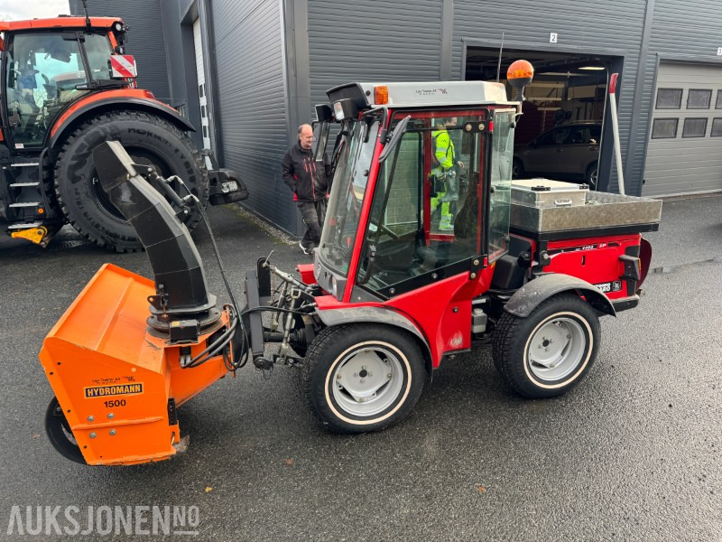 2010 Antonio Carraro Superparc 4400 HST MED SNØFRESER, KOST OG STRØKASSE - Traktors: foto 1 2010 Antonio Carraro Superparc 4400 HST MED SNØFRESER, KOST OG STRØKASSE - Traktors: foto 1