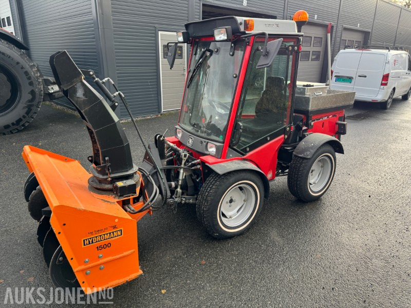 2010 Antonio Carraro Superparc 4400 HST MED SNØFRESER, KOST OG STRØKASSE - Traktors: foto 2 2010 Antonio Carraro Superparc 4400 HST MED SNØFRESER, KOST OG STRØKASSE - Traktors: foto 2