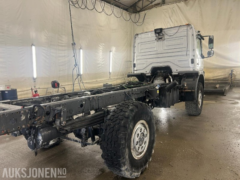 2010 Mercedes-Benz Atego 1222 4x4 chassis - Šasija kravas automašīna: foto 4 2010 Mercedes-Benz Atego 1222 4x4 chassis - Šasija kravas automašīna: foto 4