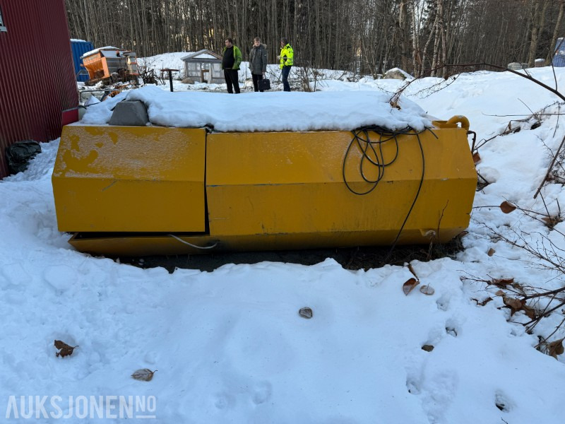 2010 Skiltvasker, feiekost og sandspreder - Celtniecības maisītājs: foto 3 2010 Skiltvasker, feiekost og sandspreder - Celtniecības maisītājs: foto 3