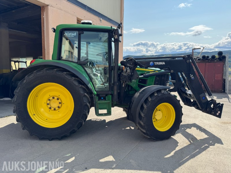 2011 John Deere 6430 Premium traktor med laster - Traktors: foto 5 2011 John Deere 6430 Premium traktor med laster - Traktors: foto 5