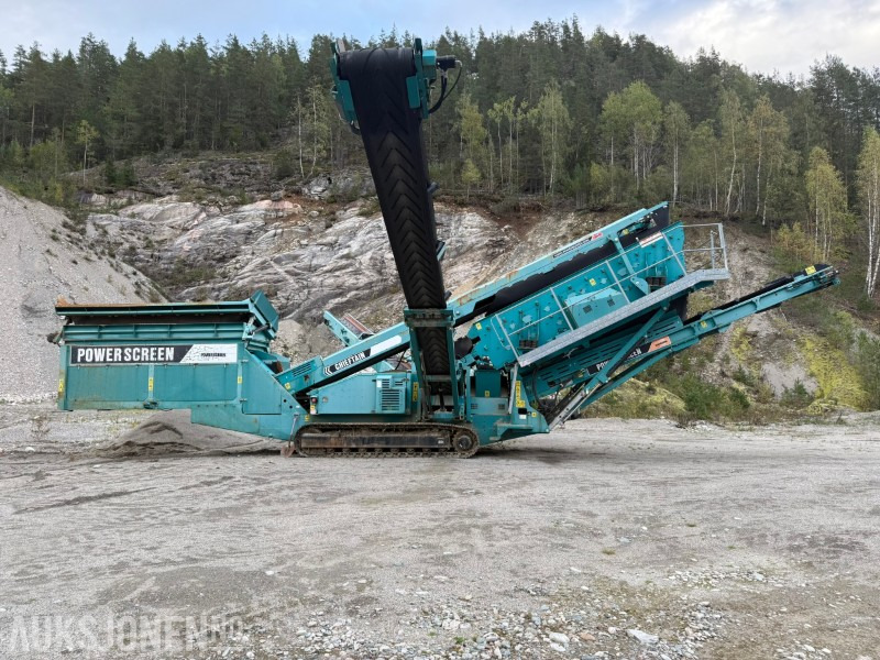 2011 Powerscreen Chieftain 1700 – 2011 modell - 4 Fraksjoner – kun 450 timer - Sijātājs: foto 2 2011 Powerscreen Chieftain 1700 – 2011 modell - 4 Fraksjoner – kun 450 timer - Sijātājs: foto 2