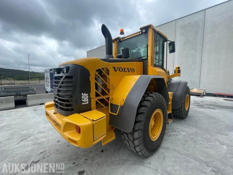 2011 VOLVO L60F HJULLASTER - SPAKSTYRING - NYE DEKK - BBS - 3-4 FUNKSJON - PALLEGAFLER - SKUFFE - KAMERA - MYE PÅKOSTET! - Riteņu iekrāvējs: foto 3 2011 VOLVO L60F HJULLASTER - SPAKSTYRING - NYE DEKK - BBS - 3-4 FUNKSJON - PALLEGAFLER - SKUFFE - KAMERA - MYE PÅKOSTET! - Riteņu iekrāvējs: foto 3