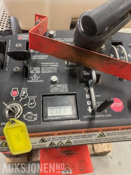 2012 Husqvarna FS524 selvgående gulvsag - Celtniecības maisītājs: foto 5 2012 Husqvarna FS524 selvgående gulvsag - Celtniecības maisītājs: foto 5