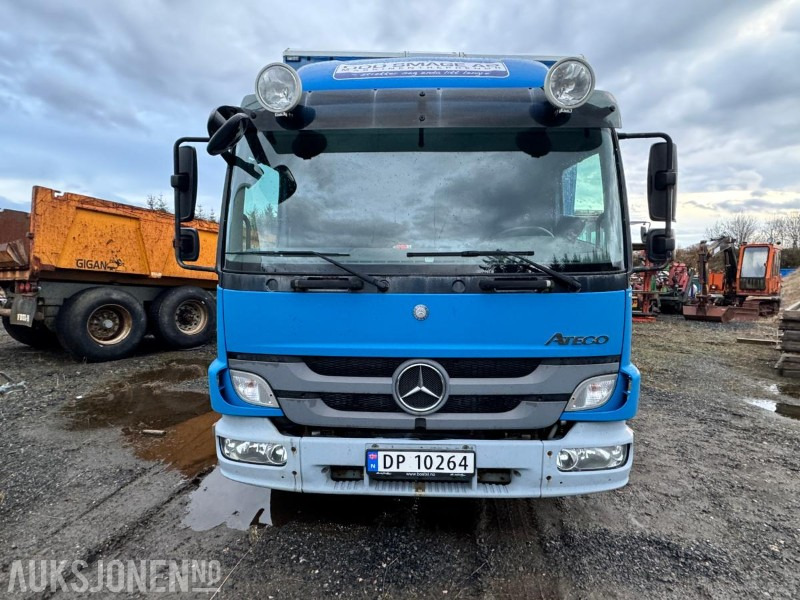 2012 Mercedes-Benz ATEGO Skapbil med bakløft og sidedør - Webasto - Gått 139.000 km - EU godkjent - Kravas automašīna ar slēgto virsbūvi: foto 2 2012 Mercedes-Benz ATEGO Skapbil med bakløft og sidedør - Webasto - Gått 139.000 km - EU godkjent - Kravas automašīna ar slēgto virsbūvi: foto 2