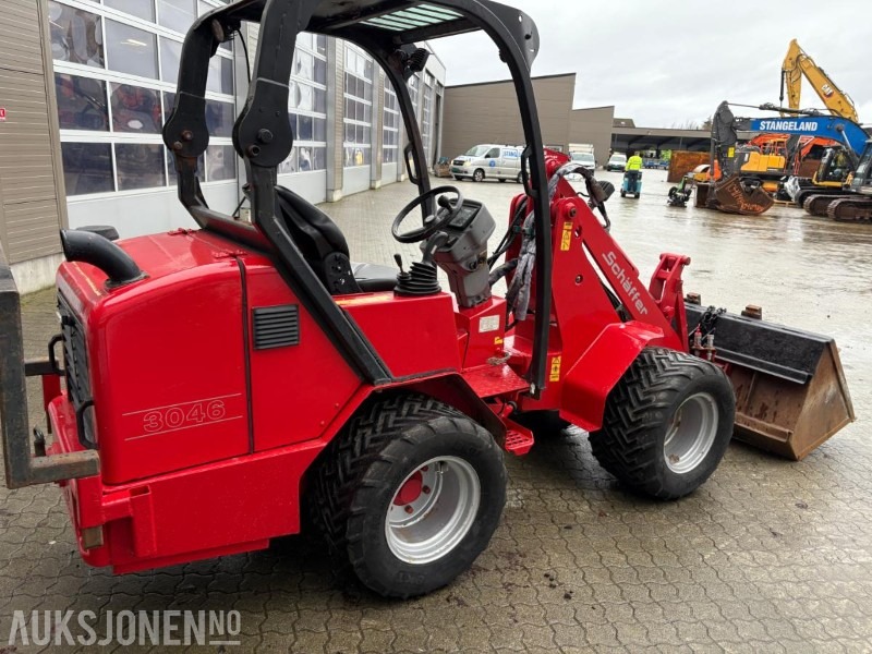 2012 Schäffer SCHAFFER 3046 kompakt laster med skuff og palle gaffel - Kompaktiekrāvējs: foto 4 2012 Schäffer SCHAFFER 3046 kompakt laster med skuff og palle gaffel - Kompaktiekrāvējs: foto 4