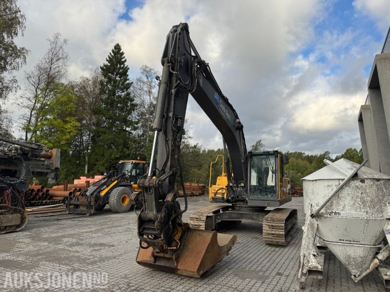 2012 Volvo EC220DL Beltegraver - Gravemaskin - Encon Tiltrotator - Ekskavators: foto 5 2012 Volvo EC220DL Beltegraver - Gravemaskin - Encon Tiltrotator - Ekskavators: foto 5