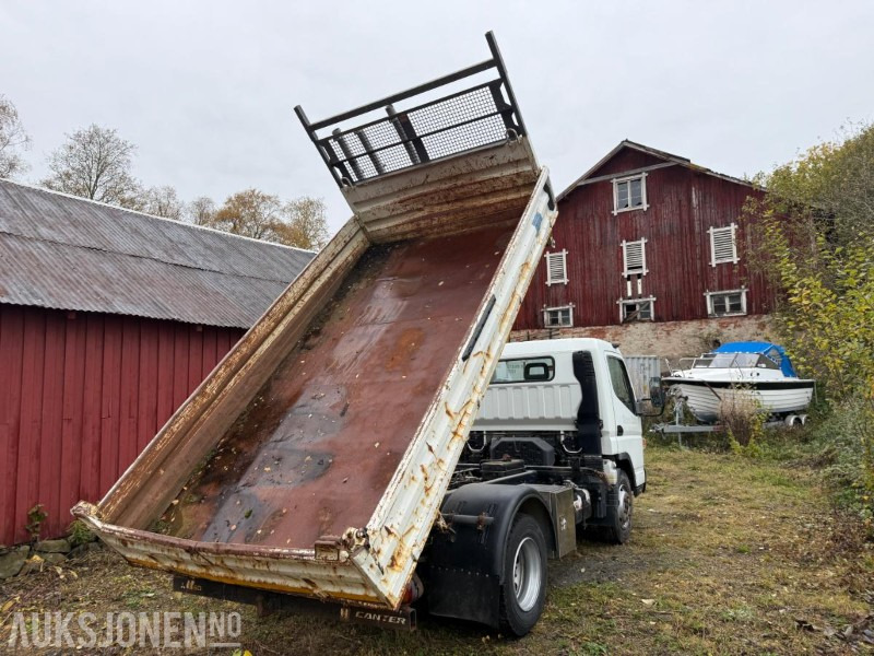 2013 Fuso Canter m/høy nyttelast - Kravas automašīna pašizgāzējs: foto 5 2013 Fuso Canter m/høy nyttelast - Kravas automašīna pašizgāzējs: foto 5