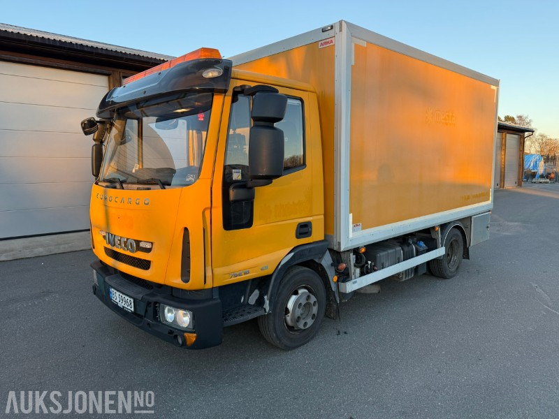 2013 Iveco Eurocargo 75E18 - Verkstedbil m/ Maxilift-kran & ZEPRO bakløfter - 148.000 km - Kravas automašīna ar slēgto virsbūvi: foto 2 2013 Iveco Eurocargo 75E18 - Verkstedbil m/ Maxilift-kran & ZEPRO bakløfter - 148.000 km - Kravas automašīna ar slēgto virsbūvi: foto 2