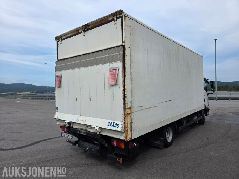 2013 MAN TGL 8.180 - 3 seter - EURO5T - Cruisekontroll - Totalvekt 7490 kg - Kravas automašīna ar slēgto virsbūvi: foto 5 2013 MAN TGL 8.180 - 3 seter - EURO5T - Cruisekontroll - Totalvekt 7490 kg - Kravas automašīna ar slēgto virsbūvi: foto 5