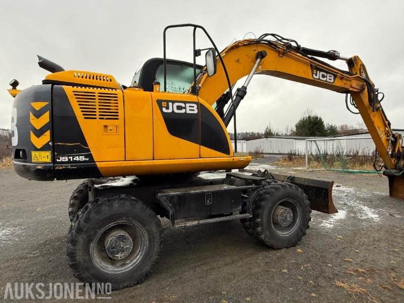 2014 JCB JS145W T4 Hjulgraver - KUN 9.216 arbeidstimer! ENGCON Rototilt, SERTIFISERT! 3 skuffer, sentralsmøring og hurtigkobling, - Ekskavators: foto 4 2014 JCB JS145W T4 Hjulgraver - KUN 9.216 arbeidstimer! ENGCON Rototilt, SERTIFISERT! 3 skuffer, sentralsmøring og hurtigkobling, - Ekskavators: foto 4