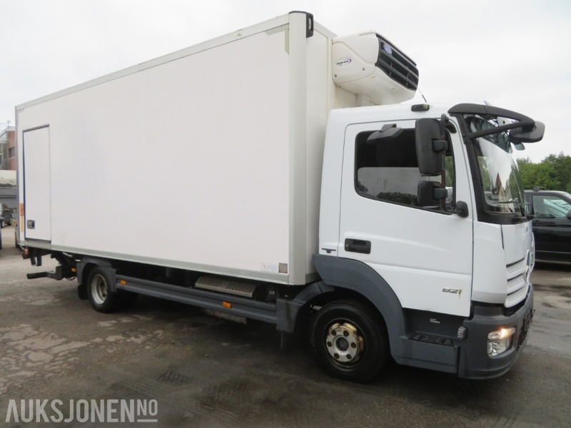 2014 Mercedes-Benz Atego - Kjølebil med Carrier Xarios 600 og Lamberet skap - Kravas automašīna ar slēgto virsbūvi: foto 1 2014 Mercedes-Benz Atego - Kjølebil med Carrier Xarios 600 og Lamberet skap - Kravas automašīna ar slēgto virsbūvi: foto 1