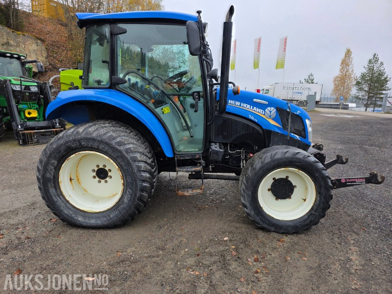 2014 New Holland T4.75 front hydraulikk P2 3600 timer - Traktors: foto 5 2014 New Holland T4.75 front hydraulikk P2 3600 timer - Traktors: foto 5