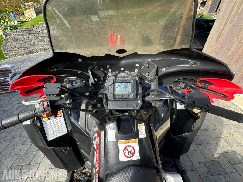 2014 Polaris Scrambler 4x4 - Traktors: foto 2 2014 Polaris Scrambler 4x4 - Traktors: foto 2