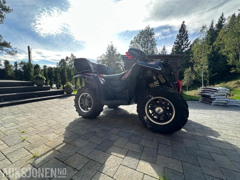 2014 Polaris Scrambler 4x4 - Traktors: foto 3 2014 Polaris Scrambler 4x4 - Traktors: foto 3
