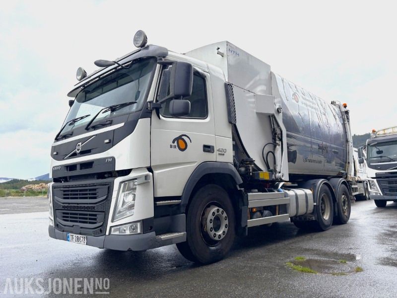 2014 Volvo FM420 EURO 6 sidelaster / komprimatorbil / renovasjonsbil - leveres med ny EU godkjenning - Atkritumu vedējs: foto 1 2014 Volvo FM420 EURO 6 sidelaster / komprimatorbil / renovasjonsbil - leveres med ny EU godkjenning - Atkritumu vedējs: foto 1