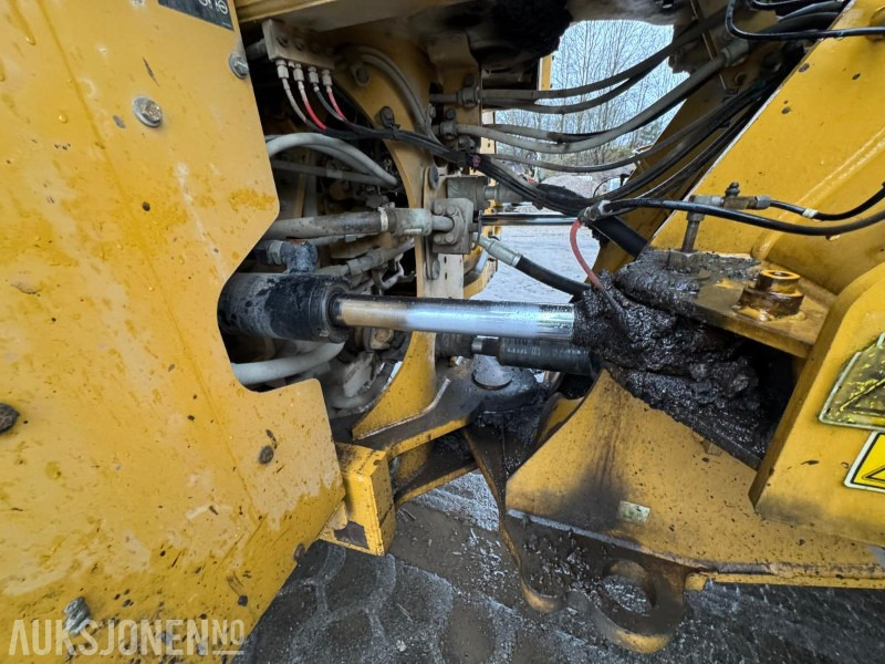 Riteņu iekrāvējs 2015 CAT 966M FOREST MACHINE HJULLASTER, VEKT, SENTRALSMØRING, FULL SERVICEHISTORIKK, SKUFFE: foto 48 Riteņu iekrāvējs 2015 CAT 966M FOREST MACHINE HJULLASTER, VEKT, SENTRALSMØRING, FULL SERVICEHISTORIKK, SKUFFE: foto 48