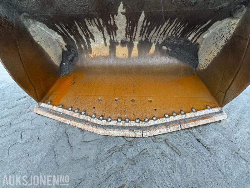 Riteņu iekrāvējs 2015 CAT 966M FOREST MACHINE HJULLASTER, VEKT, SENTRALSMØRING, FULL SERVICEHISTORIKK, SKUFFE: foto 13 Riteņu iekrāvējs 2015 CAT 966M FOREST MACHINE HJULLASTER, VEKT, SENTRALSMØRING, FULL SERVICEHISTORIKK, SKUFFE: foto 13