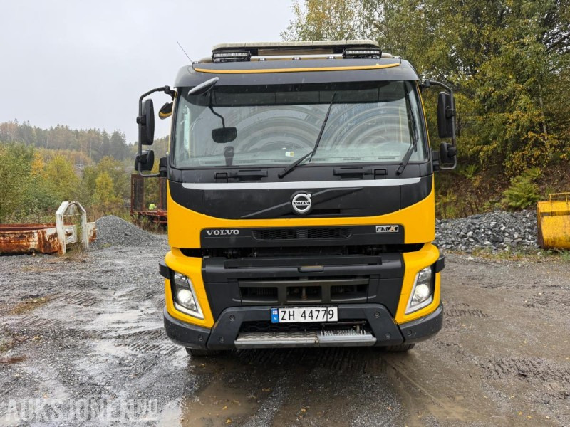 2015 Volvo FMX 540 TIPPBIL M/ MAUR HENGER- SERVICEHISTORIKK EURO 6 4 AKSLET. - Kravas automašīna pašizgāzējs: foto 3 2015 Volvo FMX 540 TIPPBIL M/ MAUR HENGER- SERVICEHISTORIKK EURO 6 4 AKSLET. - Kravas automašīna pašizgāzējs: foto 3