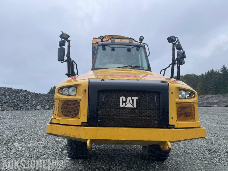 2016 Cat 730C2 Dumper - Bezceļu pašizgāzējs: foto 4 2016 Cat 730C2 Dumper - Bezceļu pašizgāzējs: foto 4
