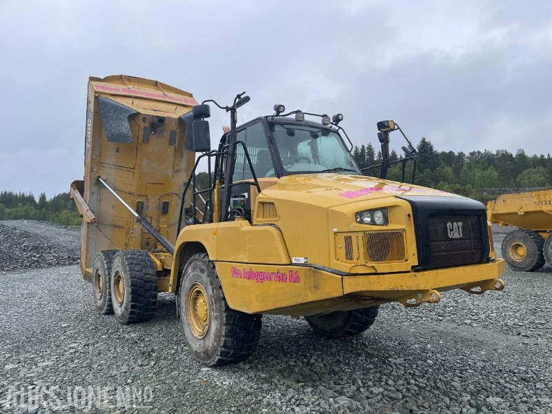 2016 Cat 730C2 Dumper - Bezceļu pašizgāzējs: foto 2 2016 Cat 730C2 Dumper - Bezceļu pašizgāzējs: foto 2