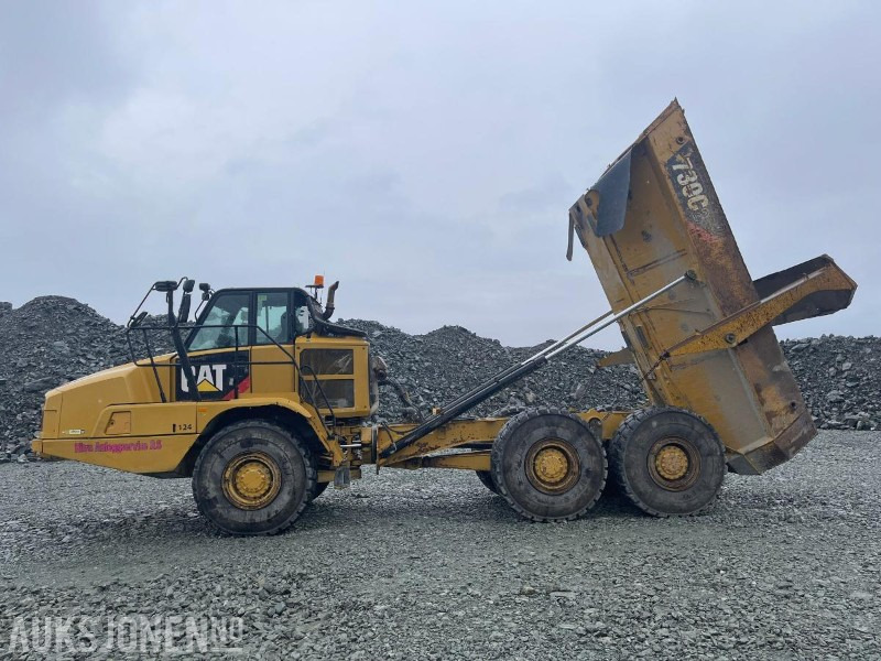 2016 Cat 730C2 Dumper - Bezceļu pašizgāzējs: foto 3 2016 Cat 730C2 Dumper - Bezceļu pašizgāzējs: foto 3