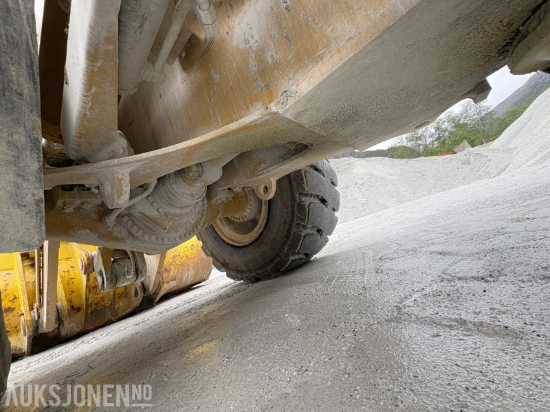 Riteņu iekrāvējs 2016 Cat 988K - KUN 1 eier - serviceavtale - sertifisert til 04/26: foto 16