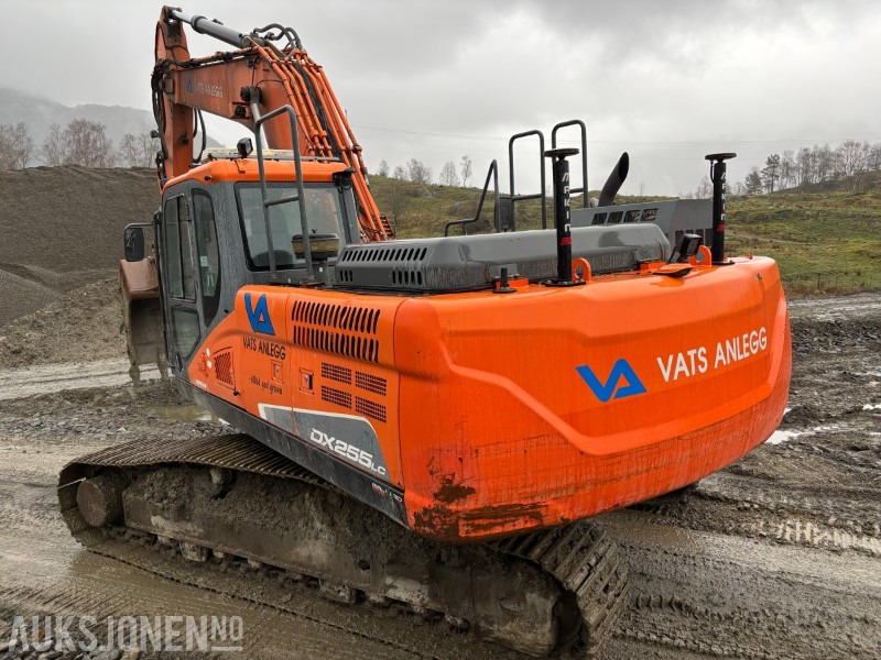 2016 Doosan DX255 LC-5 - Ekskavators: foto 3 2016 Doosan DX255 LC-5 - Ekskavators: foto 3