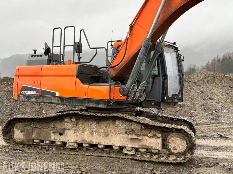 2016 Doosan DX255 LC-5 - Ekskavators: foto 5 2016 Doosan DX255 LC-5 - Ekskavators: foto 5