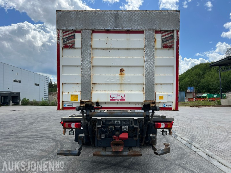 2016 Mercedes-Benz Antos 2545 containerbil med baklem, ryggekamera, hengerfeste, bluetec - Konteineru vedējs/ Kravas automašīna ar noņemamā virsbūve: foto 4 2016 Mercedes-Benz Antos 2545 containerbil med baklem, ryggekamera, hengerfeste, bluetec - Konteineru vedējs/ Kravas automašīna ar noņemamā virsbūve: foto 4