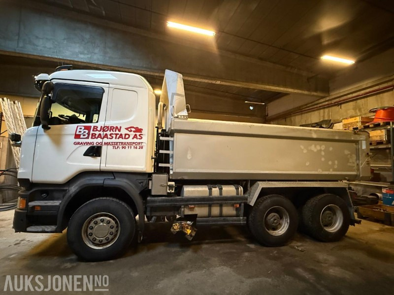 2016 Scania R580 6x4 Tippbil med oppvarmet plan og brøyteoppsett - Kravas automašīna pašizgāzējs: foto 2 2016 Scania R580 6x4 Tippbil med oppvarmet plan og brøyteoppsett - Kravas automašīna pašizgāzējs: foto 2