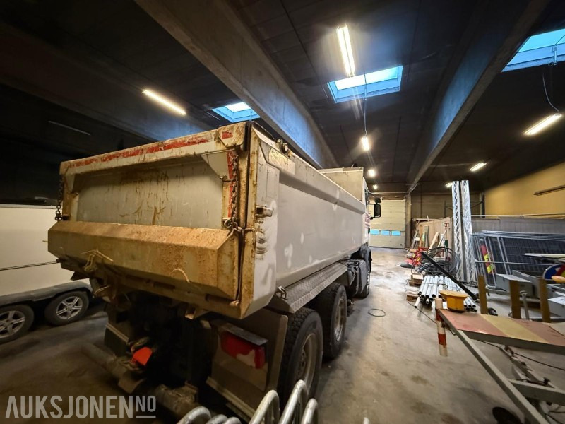 2016 Scania R580 6x4 Tippbil med oppvarmet plan og brøyteoppsett - Kravas automašīna pašizgāzējs: foto 5 2016 Scania R580 6x4 Tippbil med oppvarmet plan og brøyteoppsett - Kravas automašīna pašizgāzējs: foto 5