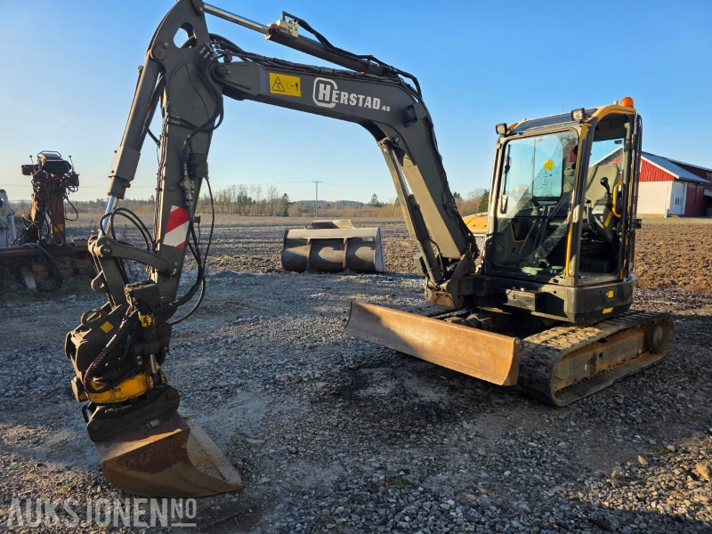 2016 VOLVO ECR58 TILTROTATOR HURTIGFESTE S50 MEDFØLGER GRAVESKUFF PUSSESKUFF SERTIFISERT TIL JULI 2026 - Mini-ekskavators: foto 1 2016 VOLVO ECR58 TILTROTATOR HURTIGFESTE S50 MEDFØLGER GRAVESKUFF PUSSESKUFF SERTIFISERT TIL JULI 2026 - Mini-ekskavators: foto 1