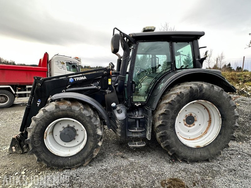 2016 Valtra N163 Direct m/Trima frontlaster, 6080 timer - Traktors: foto 2 2016 Valtra N163 Direct m/Trima frontlaster, 6080 timer - Traktors: foto 2