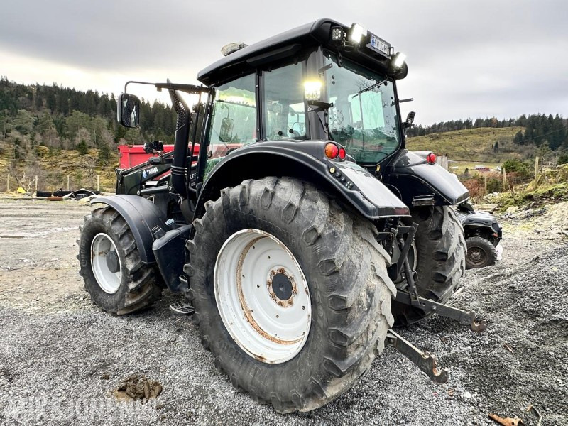 2016 Valtra N163 Direct m/Trima frontlaster, 6080 timer - Traktors: foto 3 2016 Valtra N163 Direct m/Trima frontlaster, 6080 timer - Traktors: foto 3