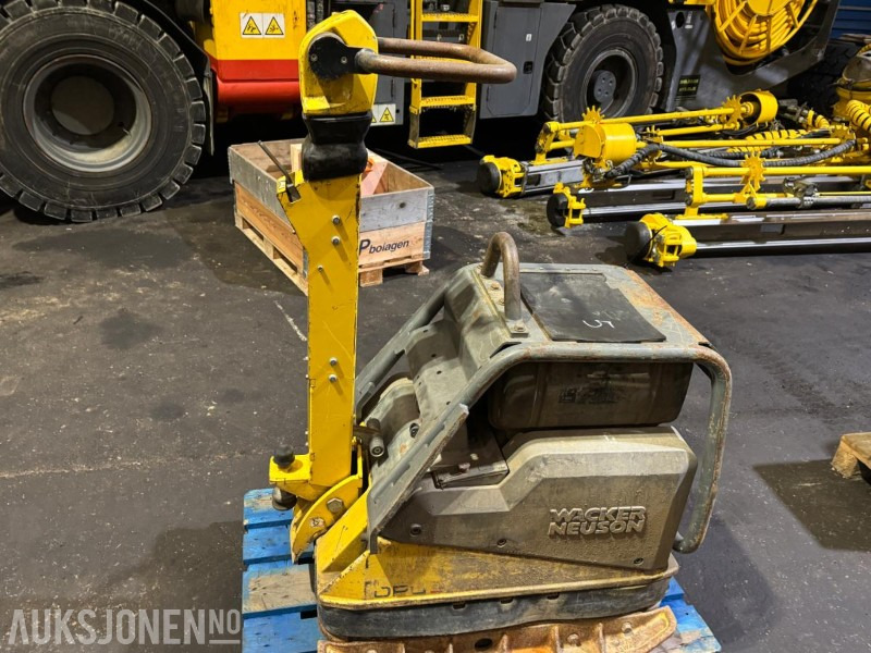 2016 Wacker Neuson DPU6555 Heh vibroplate - Veltnis: foto 5 2016 Wacker Neuson DPU6555 Heh vibroplate - Veltnis: foto 5