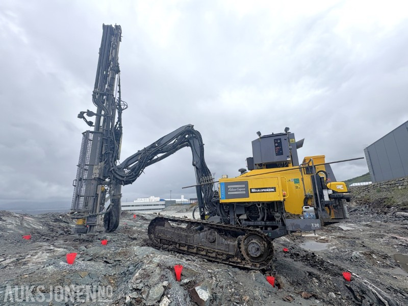 2017 Atlas Copco Flexiroc T30R-03 - 4 574 motortimer - 1 416 hammertimer - Urbšanas mašīna: foto 4 2017 Atlas Copco Flexiroc T30R-03 - 4 574 motortimer - 1 416 hammertimer - Urbšanas mašīna: foto 4