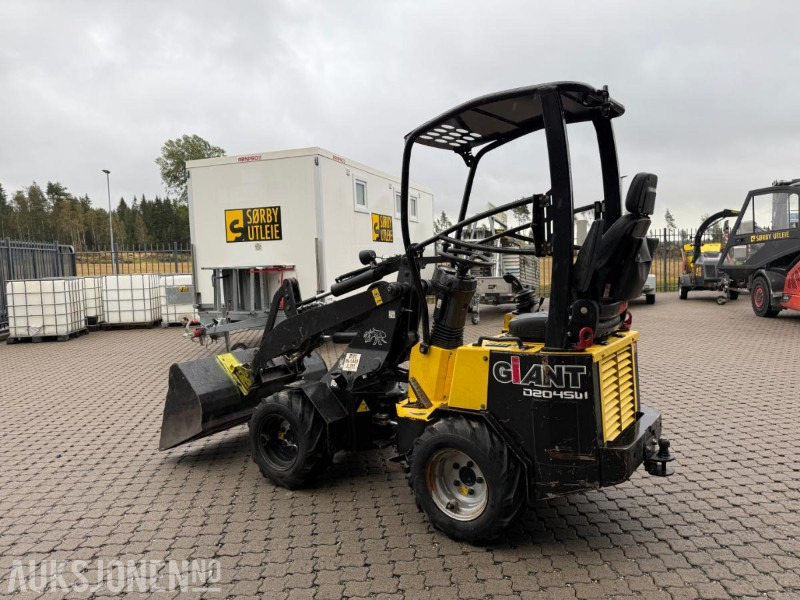 2017 Giant D2045W hjullaster - servicehistorikk - skuff - 1362 timer. - Riteņu iekrāvējs: foto 5 2017 Giant D2045W hjullaster - servicehistorikk - skuff - 1362 timer. - Riteņu iekrāvējs: foto 5