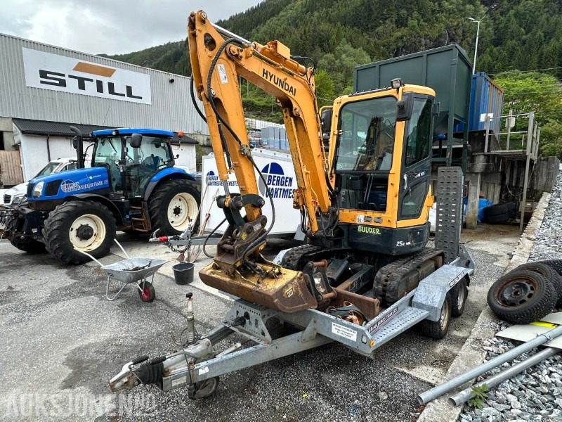2017 Hyundai Robex 25z-9AK Minigraver med maskinhenger og tilbehør, 909 timer - Mini-ekskavators: foto 1 2017 Hyundai Robex 25z-9AK Minigraver med maskinhenger og tilbehør, 909 timer - Mini-ekskavators: foto 1