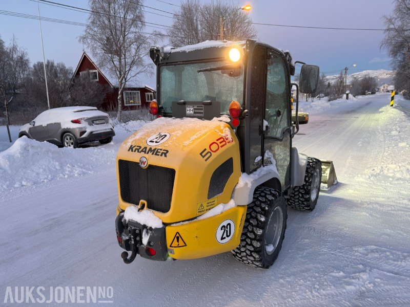 2017 KramerAllrad 5035 - Pallegaffler - Planeringsskuffe - 1543T - Riteņu iekrāvējs: foto 5 2017 KramerAllrad 5035 - Pallegaffler - Planeringsskuffe - 1543T - Riteņu iekrāvējs: foto 5